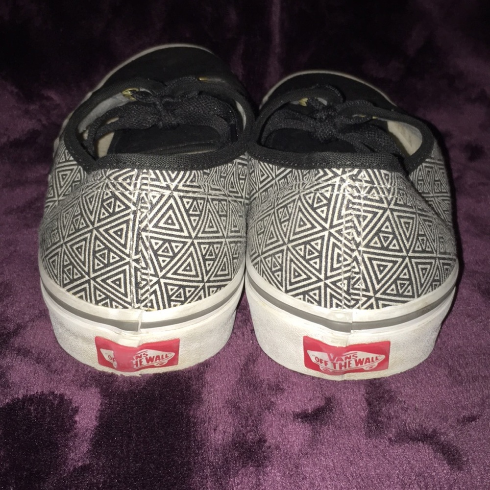 Customized Vans - Picture 3 of 3